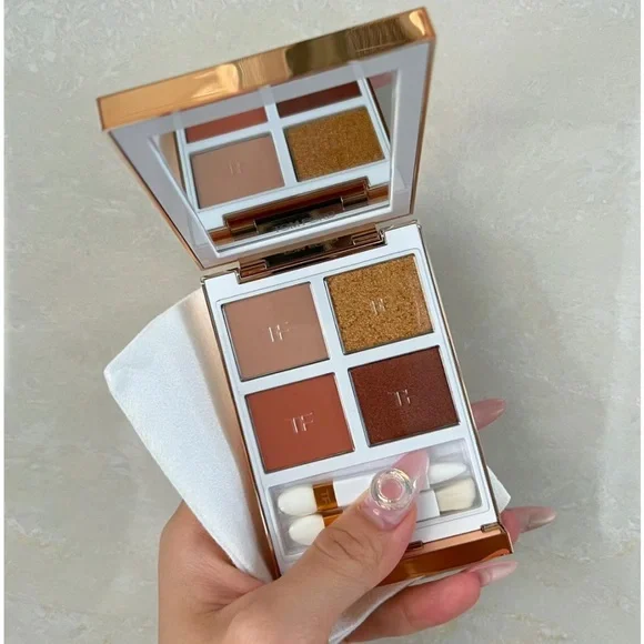 LIMITED EDITION Tom Ford Soleil de Feu Eye Color Quad 01 ISLAND HAZE - Picture 5 of 6